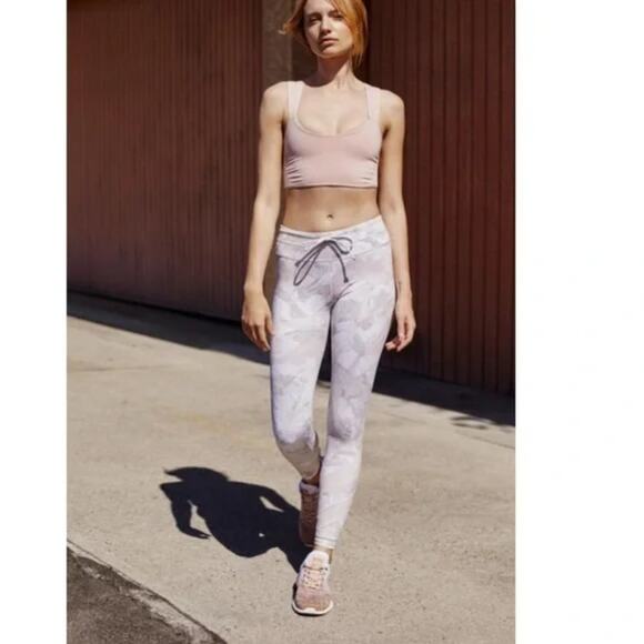 Free People Movement Daylight Graphic Legging - Picture 1 of 9